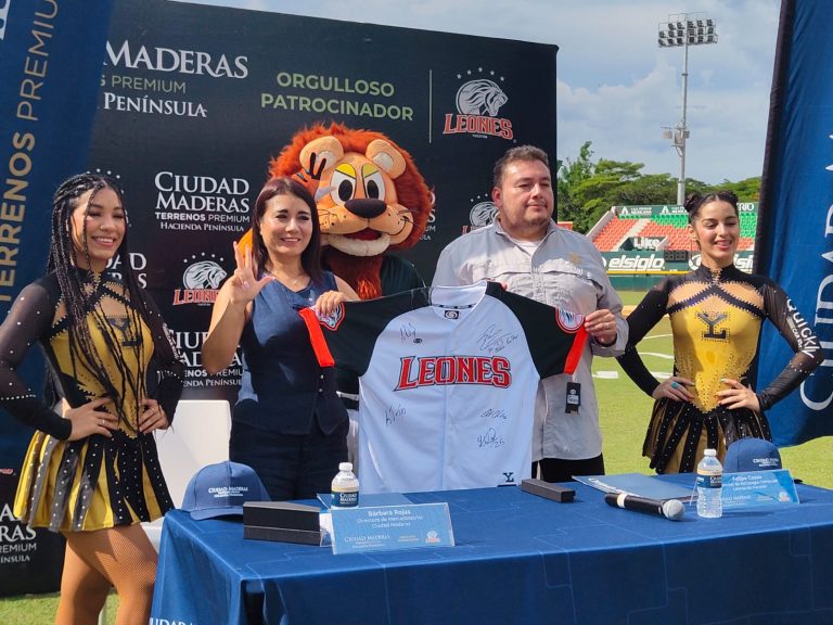 Leones de Yucatán y Ciudad Maderas firman alianza para impulsar el deporte y los valores comunitarios